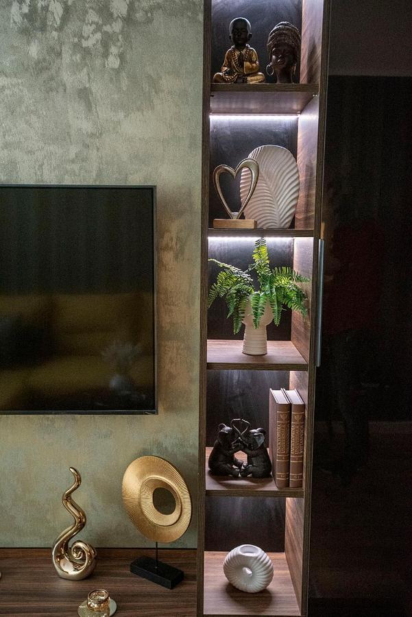 Awesome Apartment Бухарест Экстерьер фото