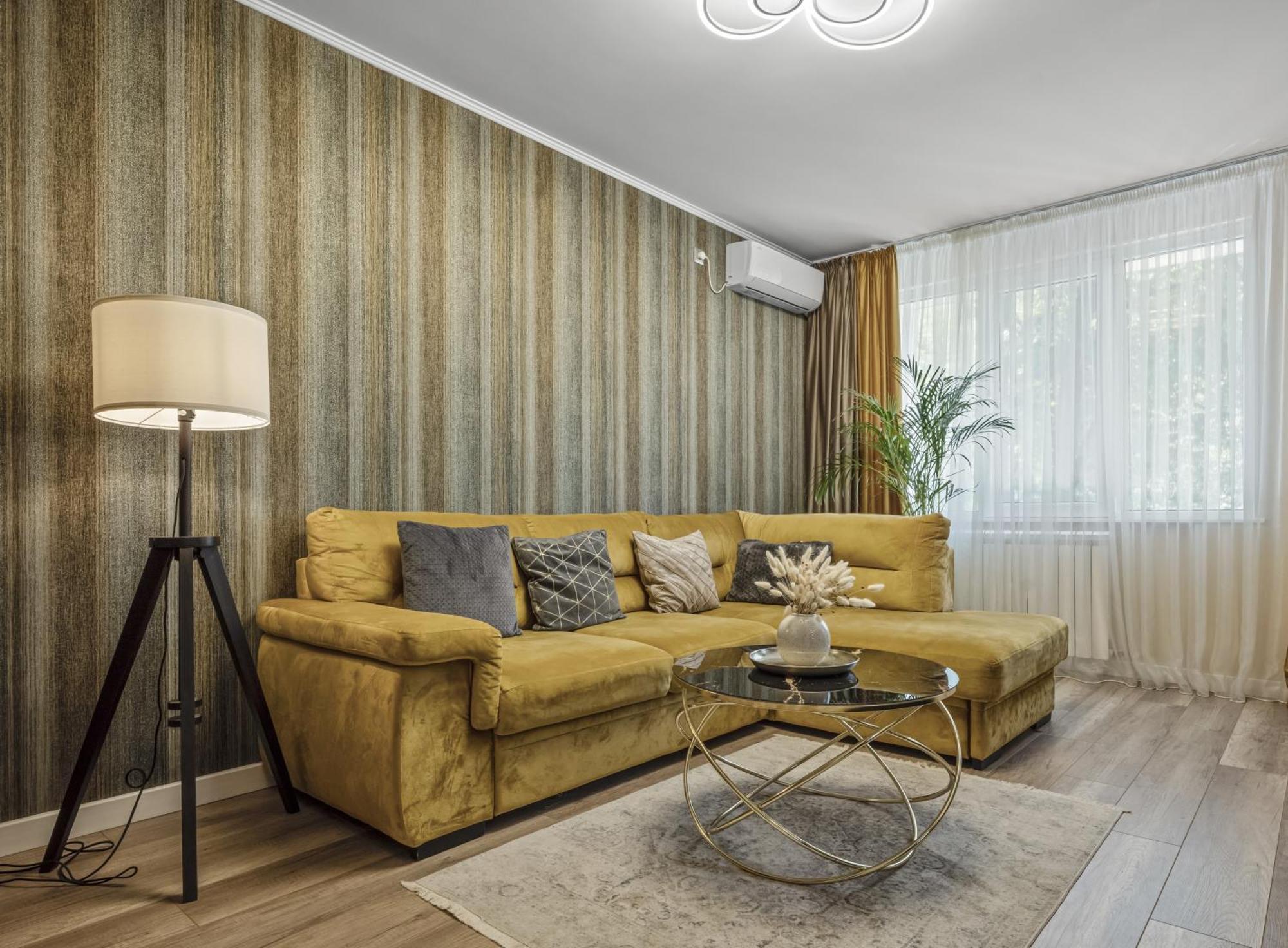 Awesome Apartment Бухарест Экстерьер фото